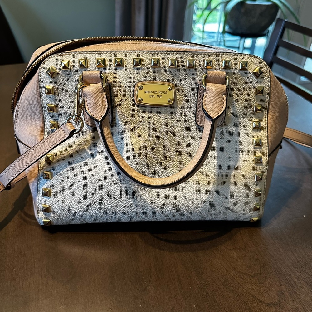 Micheal Kors Signature Logo Satchel Bag in Pink and White with Gold accents